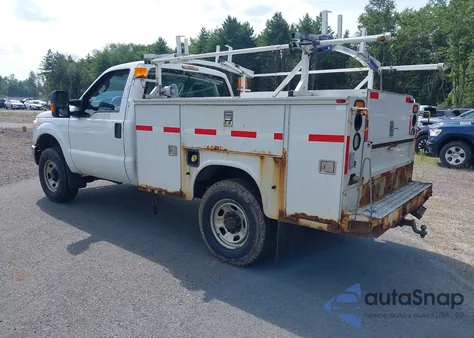 2011 Ford F-350 Xl z USA, uszkodzony, nr VIN 1FDBF3B65BEB59060
